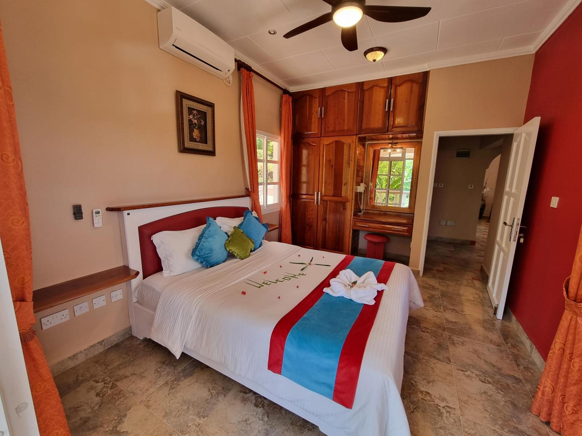 Au Fond De Mer View Anse Royale Chambre photo