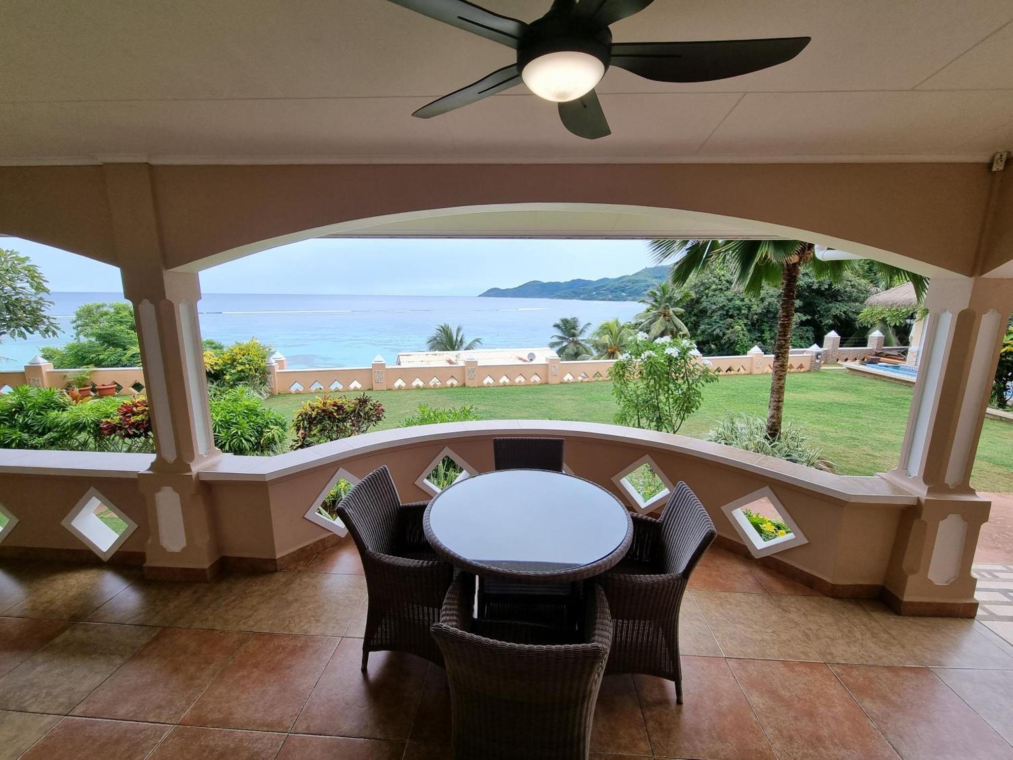 Au Fond De Mer View Anse Royale Chambre photo